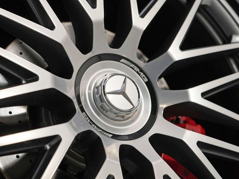 Used 2024 Mercedes-Benz GLS 63 AMG 4MATIC image 68