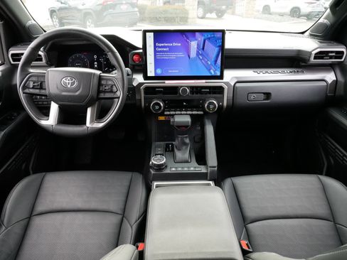 Used 2024 Toyota Tacoma TRD Off-Road w/ TRD Off Road Premium Package image 10