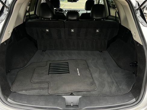 Used 2023 Nissan Murano SV AWD/4WD image 25