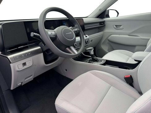 New 2026 Hyundai Kona SE image 14