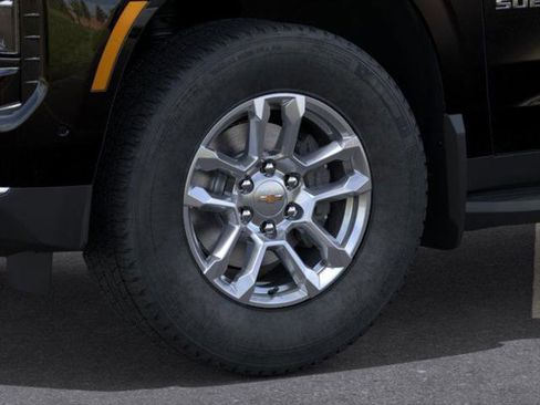 New 2026 Chevrolet Suburban LT w/ Comfort Package image 9