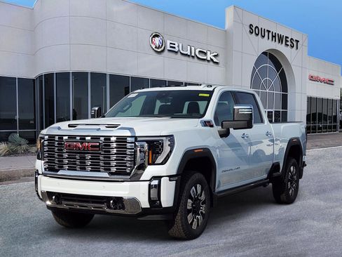 New 2026 GMC Sierra 2500 Denali image 2