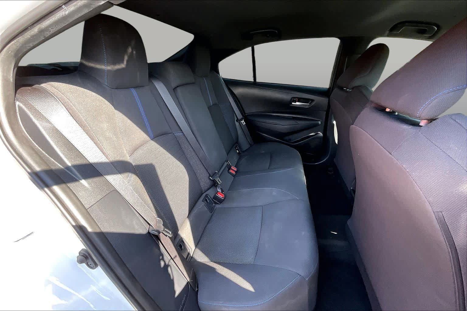 Used 2022 Toyota Corolla SE w/ Carpet Mat Package (TMS) FWD image 18