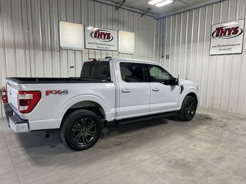 Used 2021 Ford F150 Lariat w/ Equipment Group 502A High AWD/4WD image 4