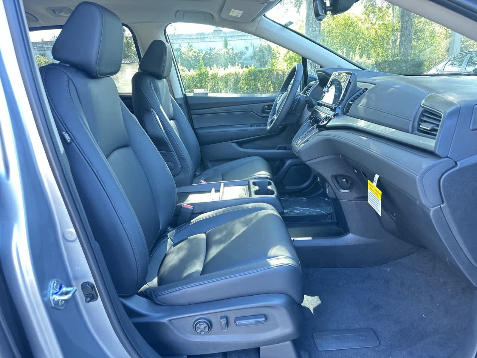 New 2027 Honda Odyssey EX-L image 17