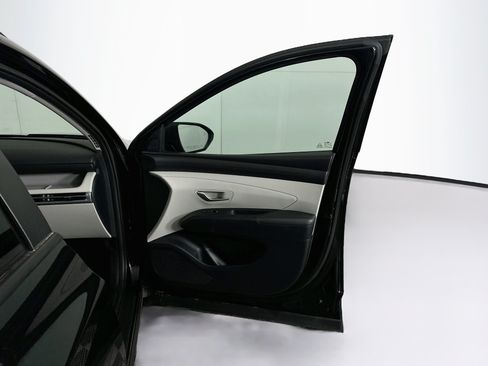 Used 2025 Hyundai Tucson SEL AWD/4WD image 33