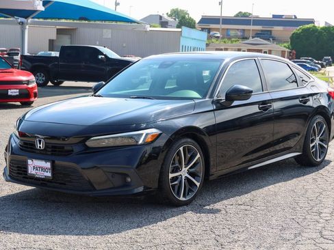 Used 2023 Honda Civic Touring image 28