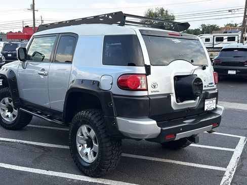 Used 2008 Toyota FJ Cruiser 4WD image 5