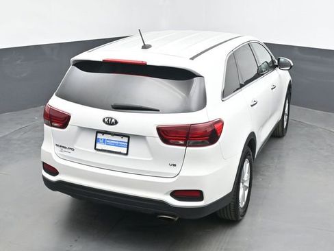 Used 2020 Kia Sorento LX image 35