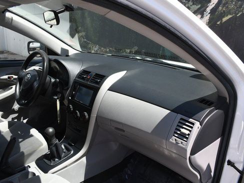 Used 2011 Toyota Corolla FWD image 24
