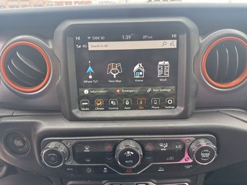 Used 2022 Jeep Gladiator Mojave w/ LED Lighting Group image 14