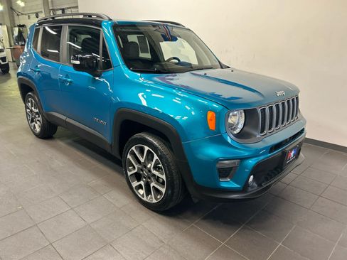 Used 2022 Jeep Renegade Limited w/ Sun, Sound & Wheels Group AWD/4WD image 2