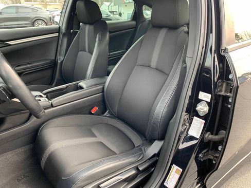 Used 2020 Honda Civic Sport image 2