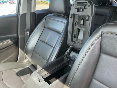 Used 2024 Chevrolet Equinox Premier image 31