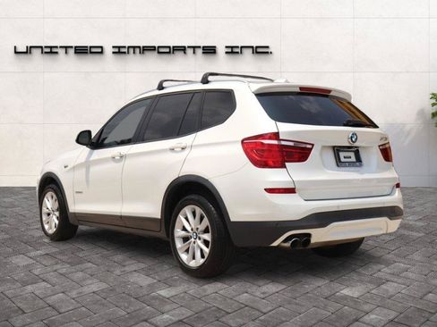 Used 2017 BMW X3 sDrive28i RWD image 3