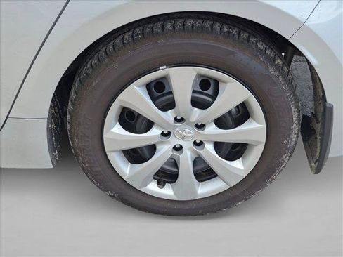 Used 2026 Toyota Corolla LE FWD image 16