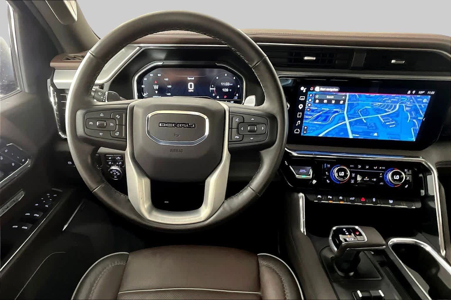 Used 2024 GMC Sierra 1500 Denali w/ Technology Package RWD image 6