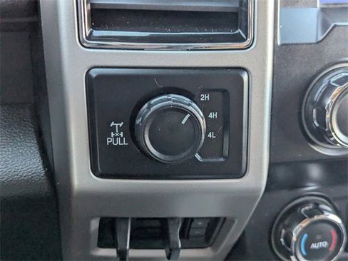 Used 2020 Ford F250 Lariat w/ Lariat Value Package image 29