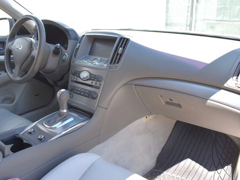 Used 2012 INFINITI G37 Journey w/ Premium Pkg RWD image 11