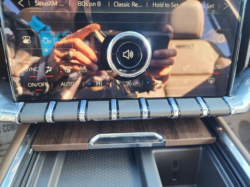 New 2026 GMC Acadia Denali Ultimate image 18