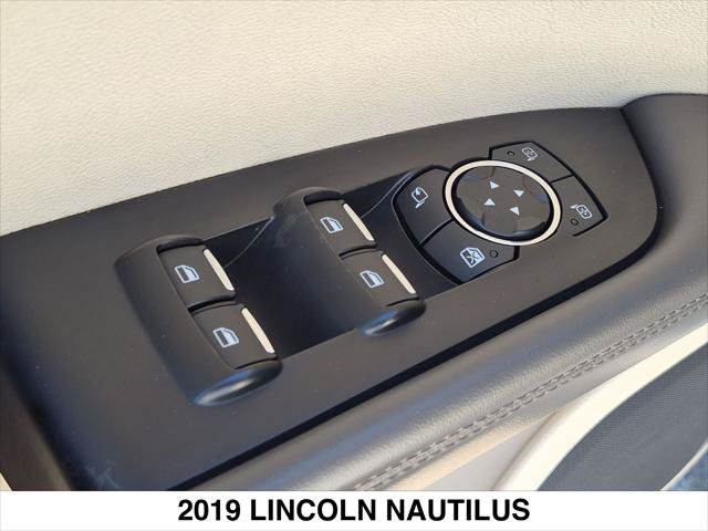 Used 2019 Lincoln Nautilus Reserve AWD/4WD image 11