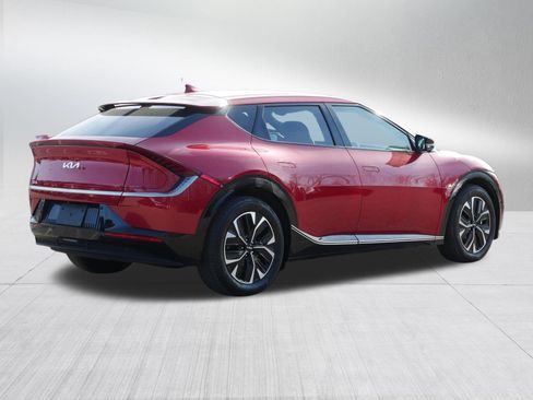 Certified 2024 Kia EV6 Wind w/ Wind Technology Package image 7