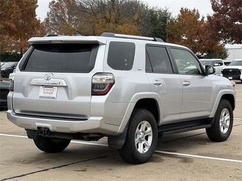 Used 2022 Toyota 4Runner SR5 image 4