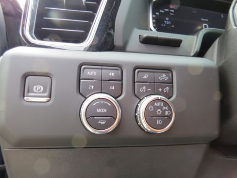 Used 2024 GMC Sierra 1500 Denali Ultimate AWD/4WD image 23
