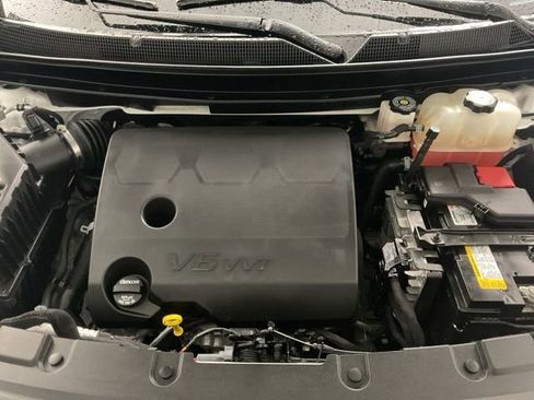 Certified 2023 Chevrolet Traverse LT w/ LT Premium Package image 24