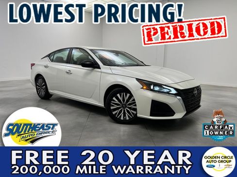 Used 2024 Nissan Altima 2.5 SV FWD image 1
