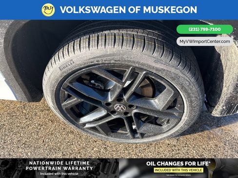 New 2026 Volkswagen Tiguan SE R-Line image 12