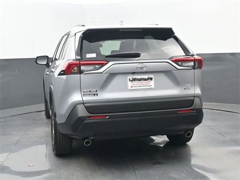 Used 2025 Toyota RAV4 LE image 19