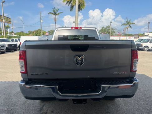 Used 2024 RAM 2500 Big Horn AWD/4WD image 4