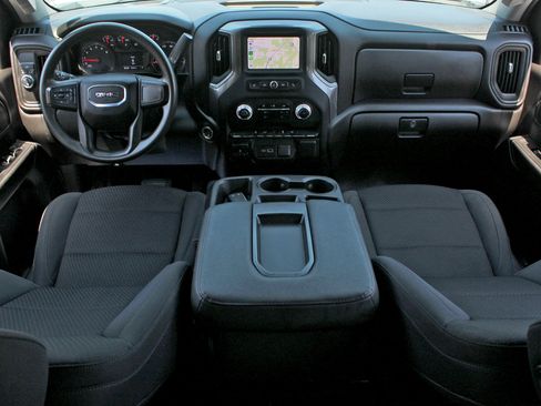 Used 2024 GMC Sierra 2500 Pro w/ Convenience Package image 23