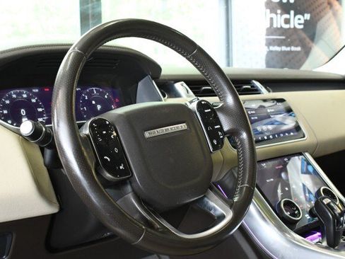 Used 2019 Land Rover Range Rover Sport HSE AWD/4WD image 29