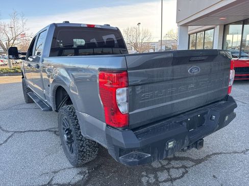 Used 2022 Ford F250 XL w/ Power Equipment Group image 8