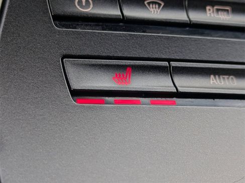 Used 2019 Lincoln Nautilus FWD image 16