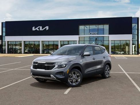 New 2026 Kia Seltos LX FWD image 1