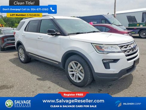 Used 2018 Ford Explorer XLT w/ Equipment Group 201A AWD/4WD image 5
