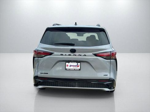 Certified 2026 Toyota Sienna XSE image 6