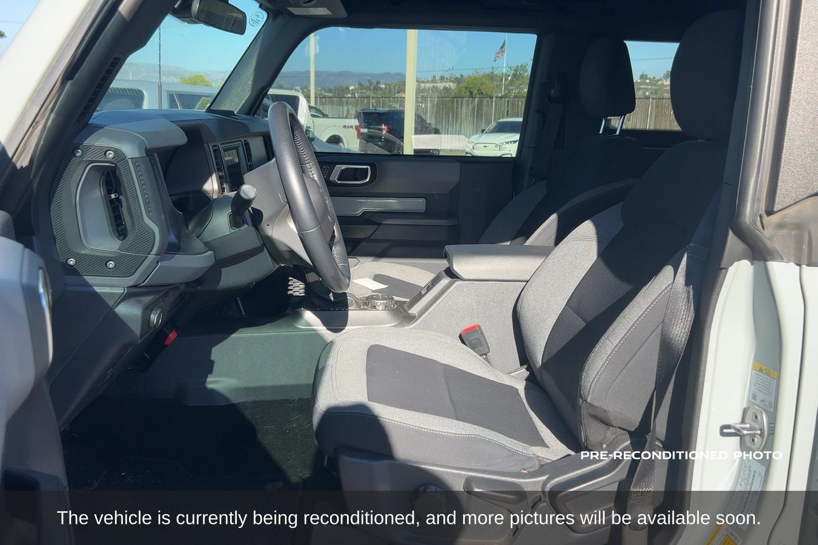 Used 2023 Ford Bronco Big Bend w/ Sasquatch Package AWD/4WD image 11
