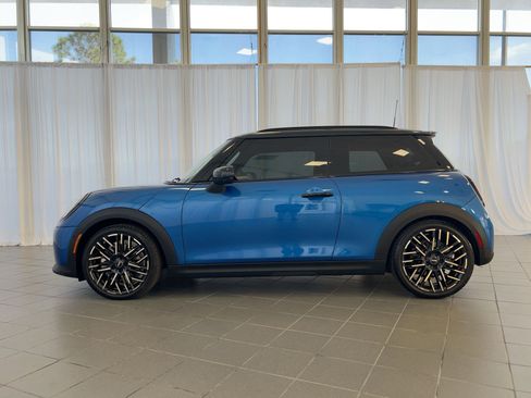 Certified 2025 MINI Cooper S image 2