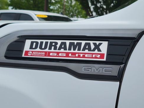 Used 2023 GMC Sierra 2500 AT4 w/ AT4 Premium Plus Package AWD/4WD image 15