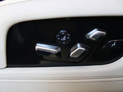 Used 2016 BMW 750i xDrive image 45