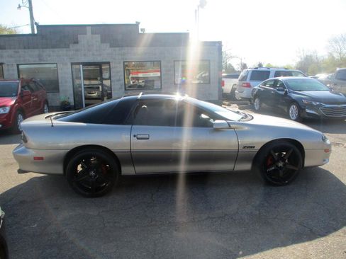 Used 2000 Chevrolet Camaro Z28 w/ Preferred Equipment Group 2 image 2