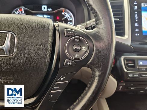 Used 2018 Honda Pilot Touring image 39