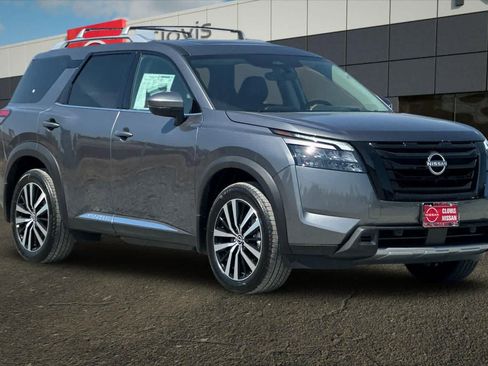 New 2025 Nissan Pathfinder Platinum w/ Cargo Package image 10