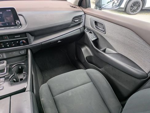 Certified 2023 Nissan Rogue S FWD image 17