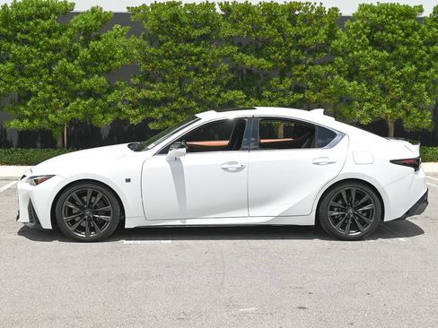 Used 2024 Lexus IS 350 F Sport RWD image 7