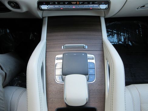 Used 2020 Mercedes-Benz GLE 350 4MATIC image 44